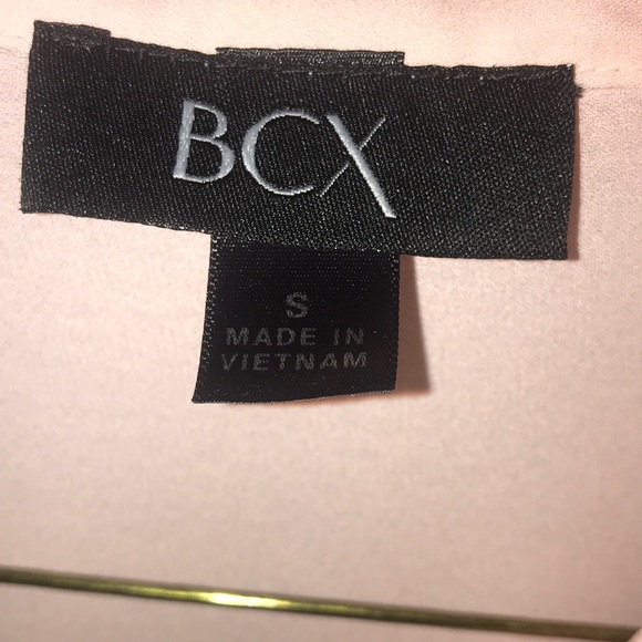 Pink Button Down ! - Picture 3 of 3